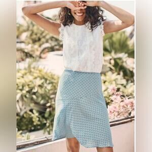 Boden Virginia blue mini skirt, size 8 light blue a line, pink scalloped pattern